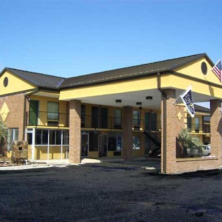 Travelers Inn & Suites Sumter Extérieur photo